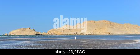 Jazirat Jabal Al AWD près de la plage Al Sawadi en Oman. Banque D'Images