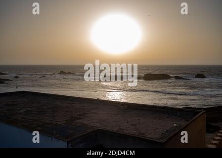 Essaouira, Morroco, Afrique - 29 avril 2019 : coucher de soleil sur la mer Banque D'Images