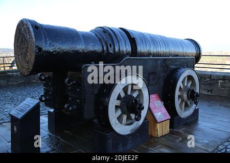 L'impressionnant canon MONS MEG du château d'Édimbourg, en Écosse Banque D'Images