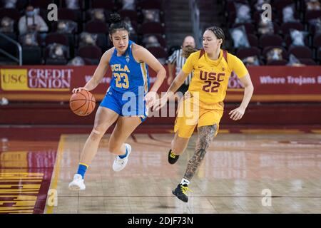 UCLA vs USC basketball féminin Banque D'Images