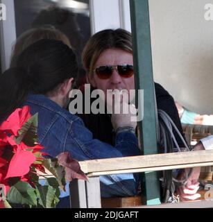 Exclusif !! Le guitariste culte Billy Duffy a un déjeuner au Cafe Med à West Hollywood, Californie. 1/5/06 [[rac]] Banque D'Images