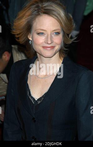 Inside Man World Premiere, Ziegfeld Theatre - New York, NY. Parmi les célébrités présentes, on compte Darryl Mitchell, Cassandra Freeman, Jodie Foster, James Ransone, Kim Director, Wesley Snipes, Brian Grazer, Clive Owen, Lynn Whitfield, Spike Lee et Denzel Washington. 3/20/06 Banque D'Images