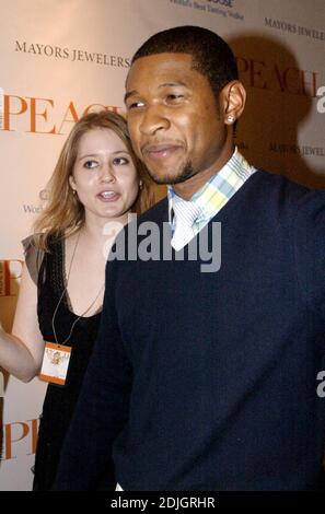 PAM Anderson et Ludacris ont accueilli le lancement d'Atlanta Peach à l'hôtel Intercontinental, Buckhead, 3/31/06 Usher (avec sa mère et son frère James Lackey), Dallas Austin, T-Boz et T.I. Banque D'Images