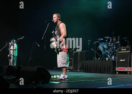 Le groupe de rock légèrement Stoopid se produit à Hard Rock Live à ft. Lauderdale, Floride 05/31/06 Banque D'Images