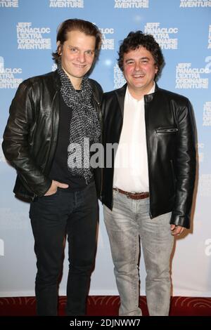 Benabar et Patrick Pelloux lors de la première du document Jeff Panacloc - l'Extraordinaire aventure a Paris, France, le 5 octobre 2016. Photo de Jerome Domine /ABACAPRESS.COM Banque D'Images