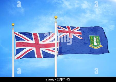 Royaume-Uni et îles Vierges britanniques deux drapeaux sur les mâts de drapeau Banque D'Images
