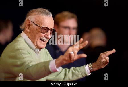 Stan Lee assiste à la première de Disney et Marvel Studios Doctor Strange au théâtre El Capitan le 20 octobre 2016 à Los Angeles, CA, États-Unis. Photo de Lionel Hahn//ABACAPRESS.COM Banque D'Images