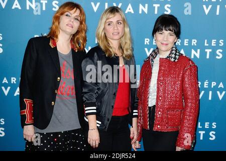 Emmanuelle Seigner, Katell Quillevere et Anne Dorval assistent à la première du film Reparer les vivants a l'UGC Normandie a Paris, France le 24 octobre 2016. Photo d'Aurore Marechal/ABACAPRESS.COM Banque D'Images