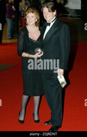 Cilla Black participe à la première du dernier Roi d'Écosse à la soirée d'ouverture du BFI London Festival. 10/18/2006 Banque D'Images