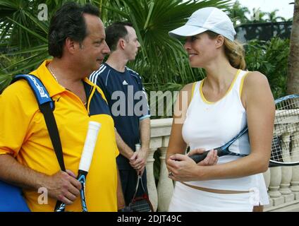 Le Chris Evert/Raymond James Pro-Celebrity tennis Classic Day One : Chrissie & Friends Pro-Am Les célébrités étaient Jon Lovitz, Scott Foley, Chris carter, Frédéric, Alan Thicke et Vince Spadea. Boca Raton Resort, FL 11/3/06 Banque D'Images