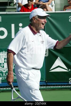 Chris Evert/Raymond James Pro-Celebrity tennis Classic Day 3 assisté par l'ancien président George Bush SR, Gavin Rossdale, Anna Kournikova, Lindsay Davenport, Joe Torre et Chevy Chase. Delray Beach, Floride. 11/05/06 Banque D'Images