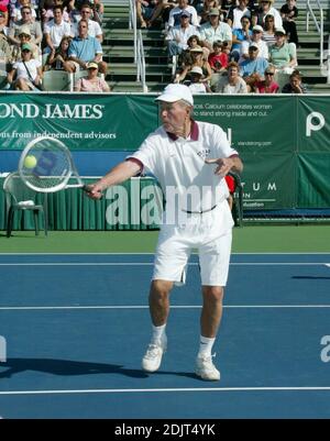 Chris Evert/Raymond James Pro-Celebrity tennis Classic Day 3 assisté par l'ancien président George Bush SR, Gavin Rossdale, Anna Kournikova, Lindsay Davenport, Joe Torre et Chevy Chase. Delray Beach, Floride. 11/05/06 Banque D'Images