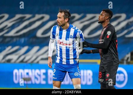 Odense, Danemark. 14 décembre 2020. Oliver Lund (2) d'OB observé pendant le match 3F Superliga entre Odense Boldklub et FC Midtjylland au parc d'énergie nature à Odense. (Crédit photo : Gonzales photo/Alamy Live News Banque D'Images