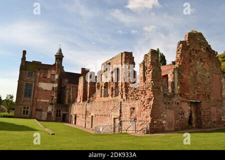 L'abbaye de Rufford, les vestiges d'un monastère du XIIe siècle dans le parc national de Rufford Abbey, Rufford, dans le Nottinghamshire, Angleterre, Royaume-Uni Banque D'Images