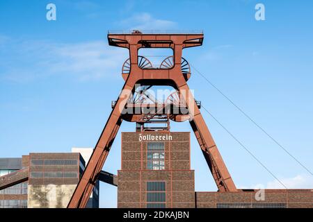 Essen, région de la Ruhr, Rhénanie-du-Nord-Westphalie, Allemagne - Zeche Zollverein, patrimoine mondial de l'UNESCO Zollverein, Foerderturm. Banque D'Images