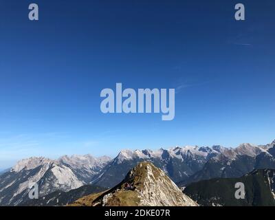 Seefelder Spitze, vue sur les monts Karwendel, automne, Seefeld, Tyrol, Autriche Banque D'Images