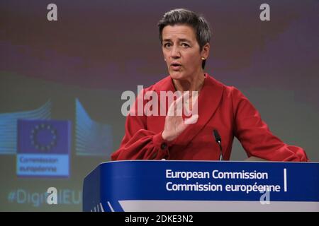 Bruxelles, Belgique. 15 décembre 2020. Conférence de presse du vice-président exécutif Margrethe VESTAGER et du commissaire Thierry BRETON sur la loi sur les services numériques et la loi sur les marchés numériques à Bruxelles, Belgique, le 15 décembre 2020. Crédit: ALEXANDROS MICHAILIDIS/Alamy Live News Banque D'Images