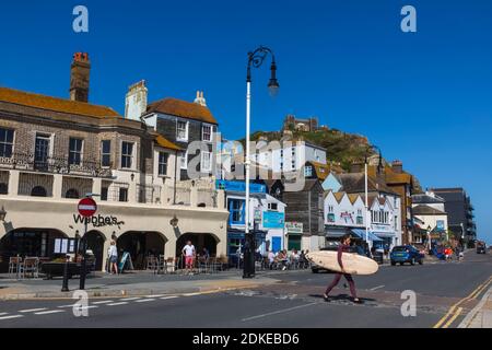 Angleterre, East Sussex, Hastings, Old Town, Rock-a-Nore, restaurants et pubs Banque D'Images