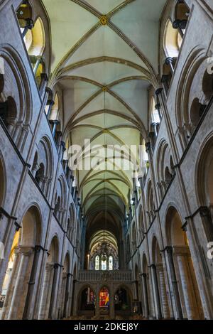 Angleterre, West Sussex, Chichester, Cathédrale Chichester, vue intérieure Banque D'Images