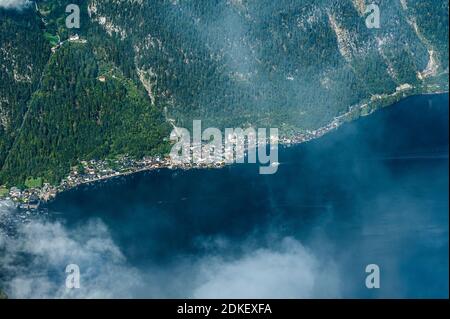 Autriche, haute-Autriche, Salzkammergut, montagnes Dachstein, lac de Hallstadt, Hallstatt, patrimoine mondial de l'UNESCO, Banque D'Images