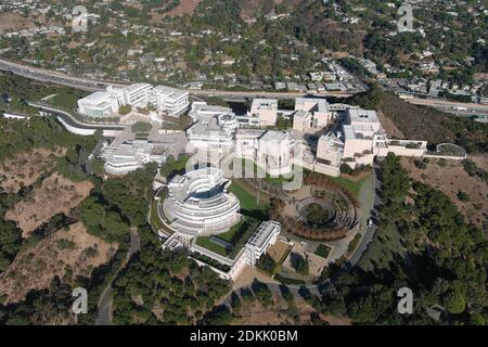 Une vue aérienne du Getty Center, le mardi 15 décembre 2020, à Los Angeles. Banque D'Images