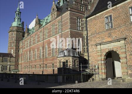 Hillerød, Danemark, Dänemark: Château de Frederiksborg; Schloss Frederiksborg; fente de Frederiksborg; Zamek, pałac, rezydencja królewska, renesans, manieryzm Banque D'Images