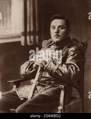 Photo d'archives de Klim Voroshilov. L'heure de la guerre civile russe. 1919 Klim Voroshilov (1881 – 1969) était un éminent officier militaire soviétique et homme politique Banque D'Images