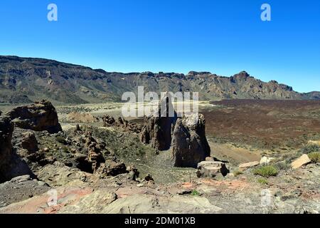 Spain, Canary Islands, Tenerife, rock formation Los Roques de Garcia with view to Llano de Ucanca in Teide national park Stock Photo