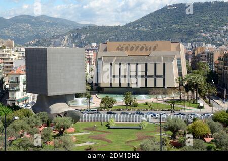 Square Head Library (2002), Palais des Congrès Acropolis Convention Centre & Promenade des Arts Nice Alpes-Maritimes France Stock Photo