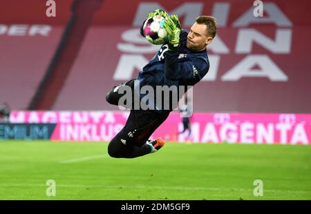 Ville de Munich, Allemagne. 16 décembre 2020. Firo: 16.12.2020, football, 1er Bundesliga, saison 2020/2021, FC Bayern Munich Muenchen - VfL Wolfsburg Manuel Neuer FC Bayern Munich crédit: Martin Hangen/Pool/via firo Sportphoto pas de transfert aux utilisateurs secondaires dans les 48 heures! • la réglementation DFL interdit toute utilisation de photographies comme séquences d'images et/ou quasi-vidéo • usage éditorial SEULEMENT | usage dans le monde entier/dpa/Alamy Live News Banque D'Images