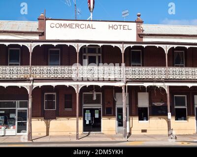 L'hôtel commercial en de meilleurs jours, Nhill, Victoria. Banque D'Images