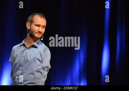 MINSK, BÉLARUS - 15 AVRIL 2016 : le célèbre orateur Nick Vuychich à Minsk. Banque D'Images