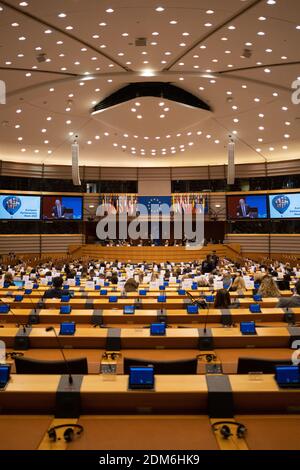 Reportage au Parlement européen a Bruxelles auprès des deputes europeens. Cours de David Maria SASSOLI, président du Parlement européen. Signaler à Banque D'Images