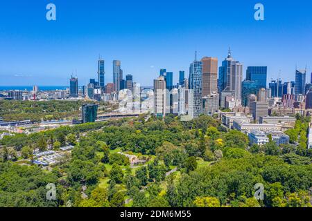 Paysage urbain de Melbourne, vue depuis Fitzroy Gardens, Australie Banque D'Images