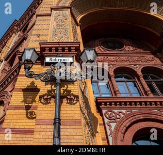 Ancien Postfuhramt dans Oranienburger Strasse à Berlin Banque D'Images