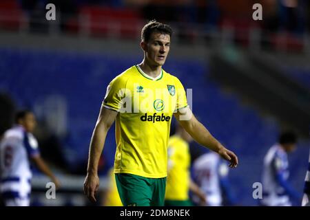 Madejski Stadium, Reading, Berkshire, Royaume-Uni. 16 décembre 2020. Championnat de football de la Ligue anglaise de football, Reading versus Norwich City; Christoph Zimmermann de Norwich City Credit: Action plus Sports/Alamy Live News Banque D'Images