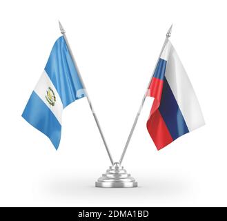 Drapeaux de table Russie et Guatemala isolés sur le rendu 3D blanc Banque D'Images