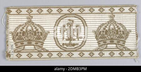 Décoration de la décoration, Moyen: Soie technique: Velours vidé, conception des bras Mexique alternant avec couronne impériale française entre les frontières avec ornements en forme de losange. En marron sur un sol blanc. Probablement fait pour Maximilian, empereur du Mexique., France, milieu du XIXe siècle, finitions, finitions de livery Banque D'Images