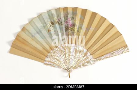 Pleated fan, Gouache-painted silk leaf, mother-of-pearl sticks, Pleated fan, white silk leaf painted with flowers in gouache on the obverse. Reverse blank. Plain mother-of-pearl sticks., France, ca. 1880, costume & accessories, Pleated fan Stock Photo