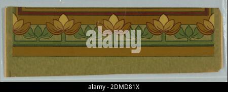 Sidewall and frieze, Allen-Higgins Co., Machine-printed, a) Green paper with stylized widely spaced floral stripe; b) Matching frieze - 'crown', Worcester, Massachusetts, USA, ca. 1900, Wallcoverings, Sidewall and frieze Stock Photo