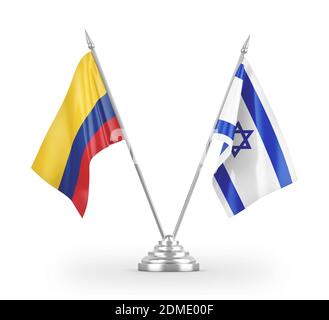 Drapeaux de table Israël et Colombie isolés sur le rendu 3D blanc Banque D'Images