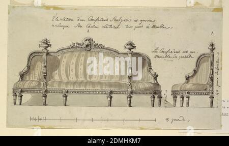 Design pour un confiant, Richard de Lalonde, français, actif 1780–96, stylo et encre noire, brosse et lavage gris, graphite sur papier blanc cousu, UN canapé divisé en trois sections, présenté frontally à gauche, et dans le profil gauche et à droite; bras capitonnés surmontés d'urnes avec des fleurs; Au centre, ci-dessus, un trophée composé d'un casque, d'une cagoule de flèches et de feuilles de Laurier., Paris, France, ca. 1780, mobilier, dessin Banque D'Images