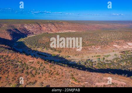Vue aérienne de la rivière Murchison atteignant la boucle à Kalbarri Parc national en Australie Banque D'Images