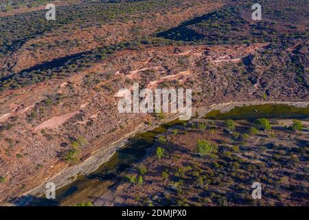 Vue aérienne de la rivière Murchison atteignant la boucle à Kalbarri Parc national en Australie Banque D'Images