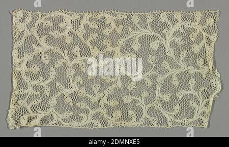 Fragment, Medium: linen Technique: bobbin lace, discontinuous tape, 18th century, lace, Fragment Stock Photo