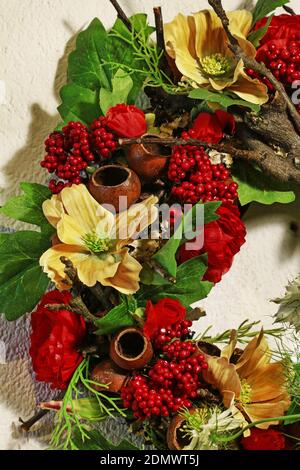 Couronne de porte de Noël. Décor de fête Banque D'Images