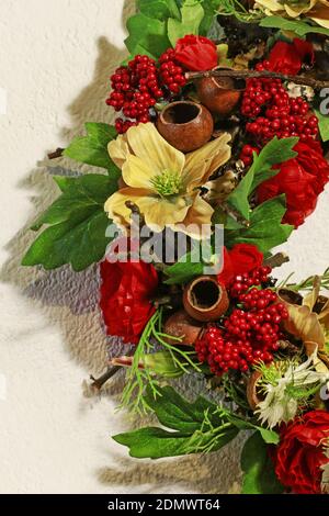 Couronne de porte de Noël. Décor de fête Banque D'Images