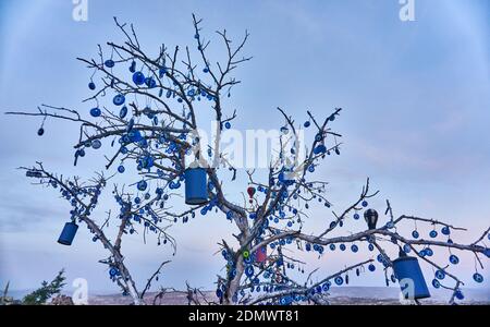 Arbre décoratif recouvert de l'oeil mauvais, nazar boncugu Banque D'Images