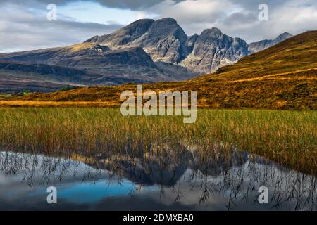 Bla Bheinn du Loch Cill Chriosd Banque D'Images