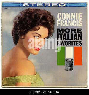 Plus de favoris italiens, Connie Francis - couverture du record d'époque Banque D'Images